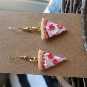 Brand new handmade PIZZA earrings pepperoni